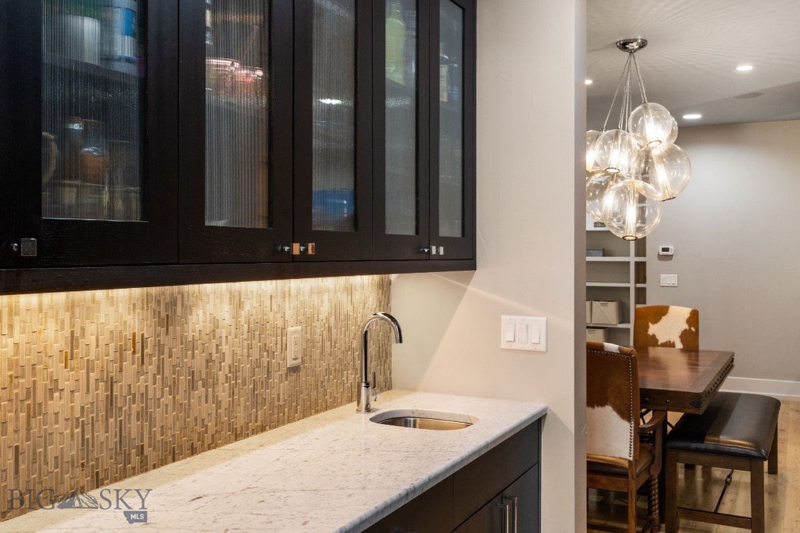 Bozeman, Montana 59715, United States, 5 Bedrooms Bedrooms, ,4 BathroomsBathrooms,Residential,Contingent,53038