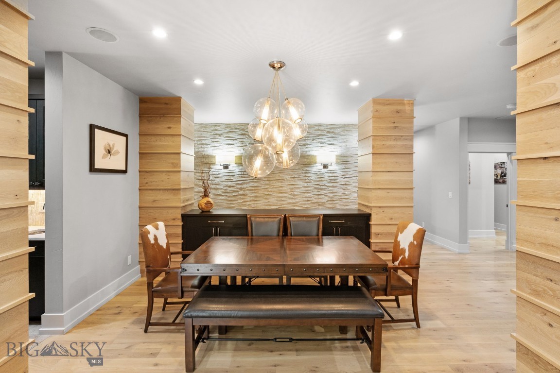 Bozeman, Montana 59715, United States, 5 Bedrooms Bedrooms, ,4 BathroomsBathrooms,Residential,Contingent,53038