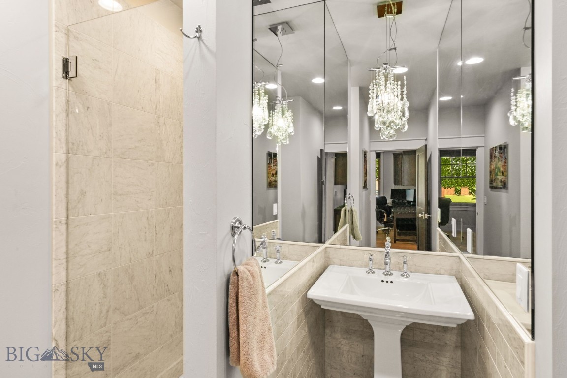 Bozeman, Montana 59715, United States, 5 Bedrooms Bedrooms, ,4 BathroomsBathrooms,Residential,Contingent,53038