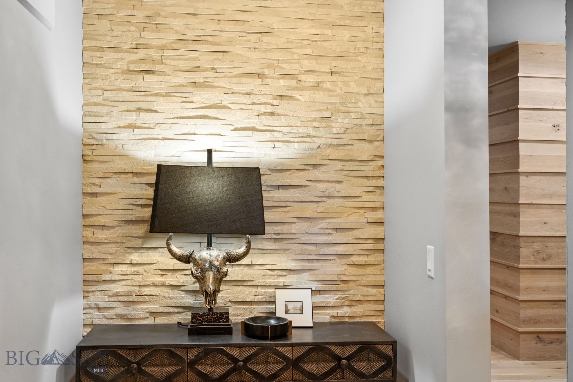 Bozeman, Montana 59715, United States, 5 Bedrooms Bedrooms, ,4 BathroomsBathrooms,Residential,Contingent,53038