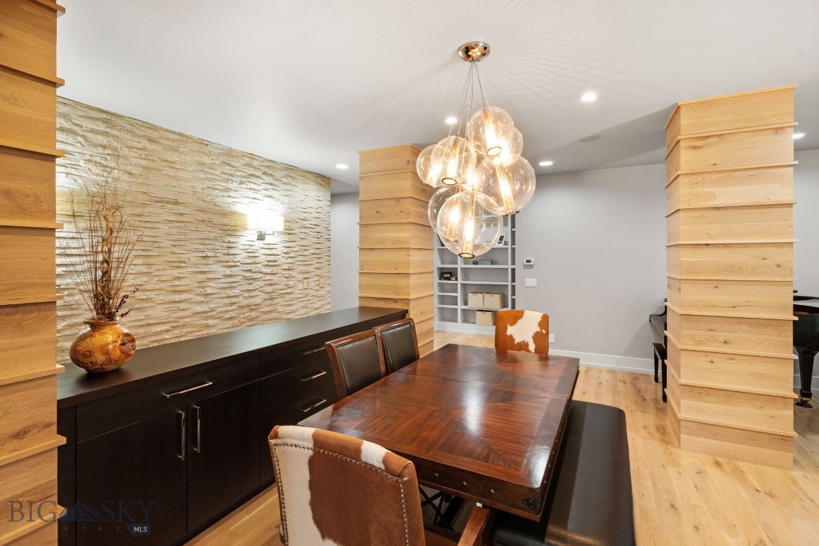 Bozeman, Montana 59715, United States, 5 Bedrooms Bedrooms, ,4 BathroomsBathrooms,Residential,Contingent,53038