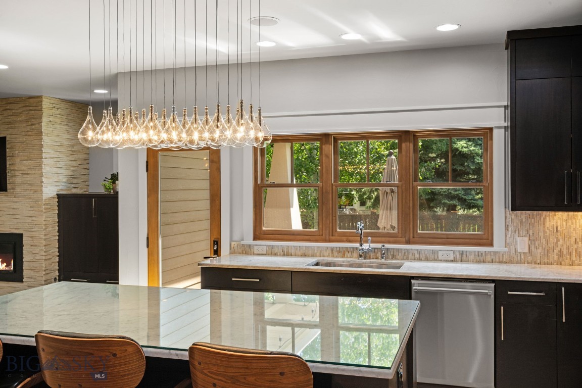 Bozeman, Montana 59715, United States, 5 Bedrooms Bedrooms, ,4 BathroomsBathrooms,Residential,Contingent,53038