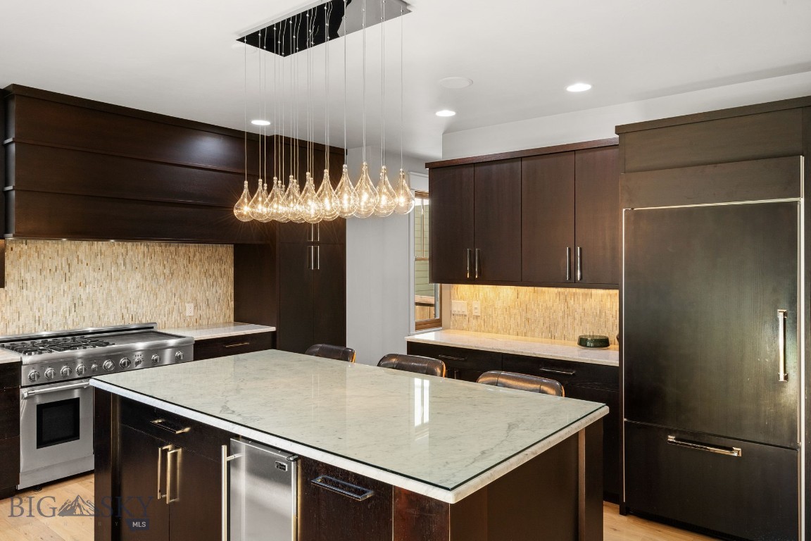 Bozeman, Montana 59715, United States, 5 Bedrooms Bedrooms, ,4 BathroomsBathrooms,Residential,Contingent,53038