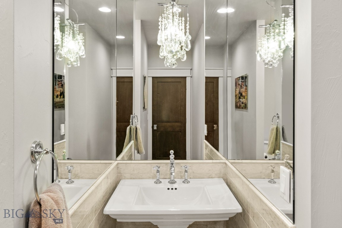 Bozeman, Montana 59715, United States, 5 Bedrooms Bedrooms, ,4 BathroomsBathrooms,Residential,Contingent,53038