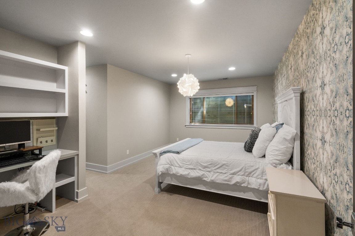 Bozeman, Montana 59715, United States, 5 Bedrooms Bedrooms, ,4 BathroomsBathrooms,Residential,Contingent,53038