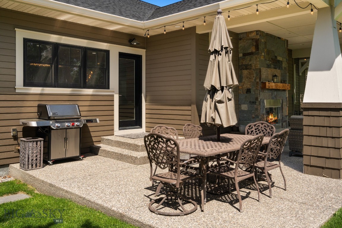 Bozeman, Montana 59715, United States, 5 Bedrooms Bedrooms, ,4 BathroomsBathrooms,Residential,Contingent,53038