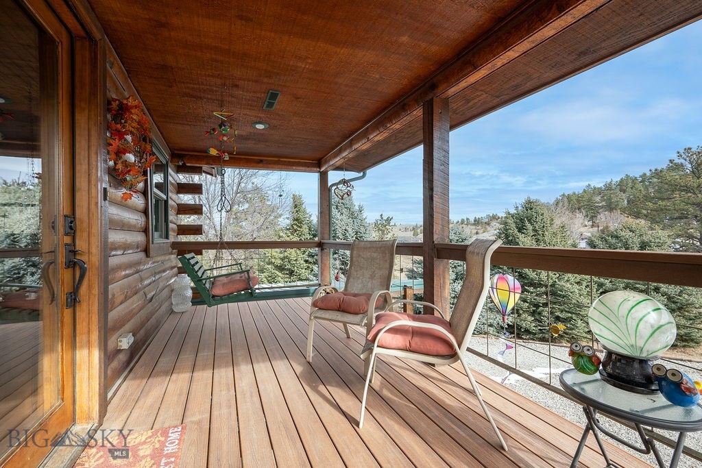 1102 Whispering Pines Drive