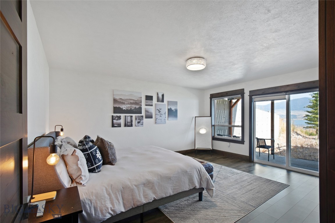 Lake View - Residential