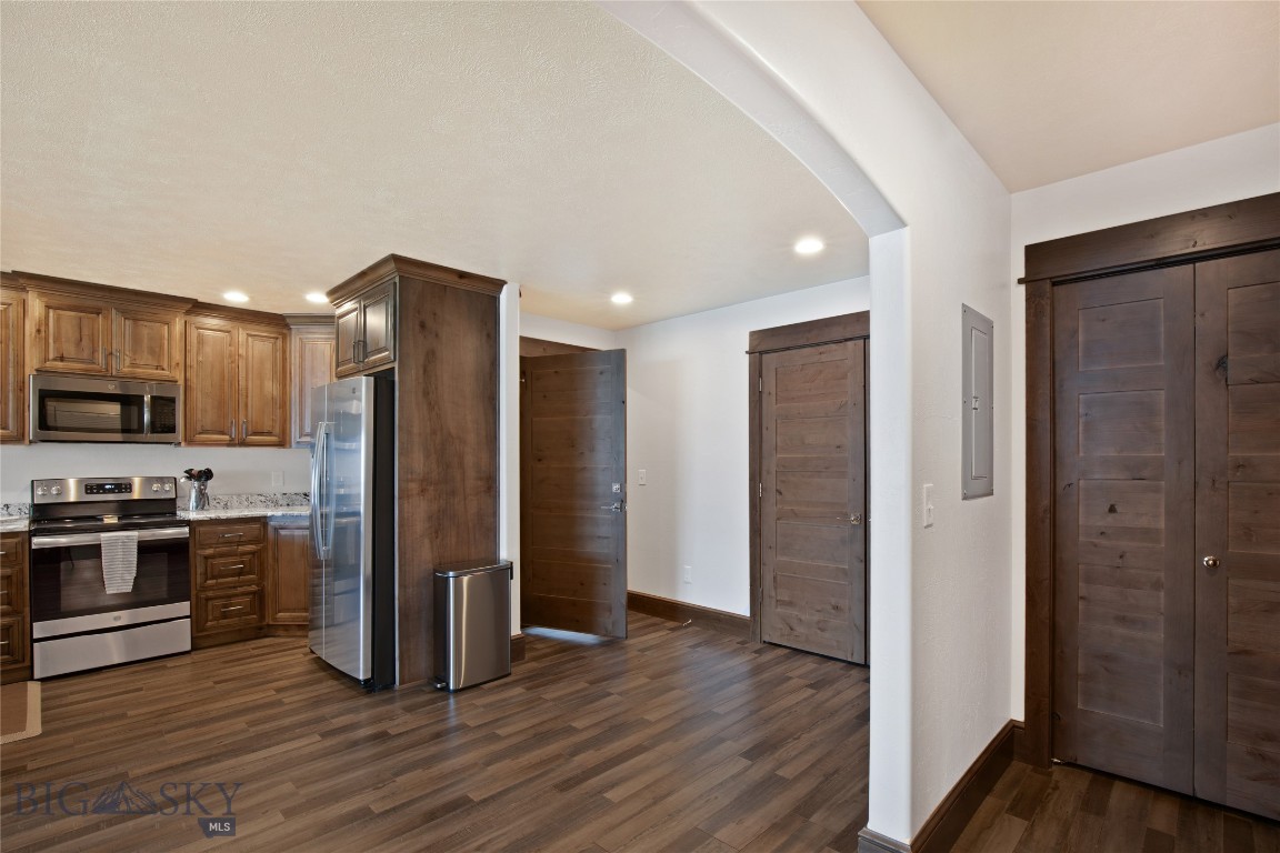Lake View - Residential