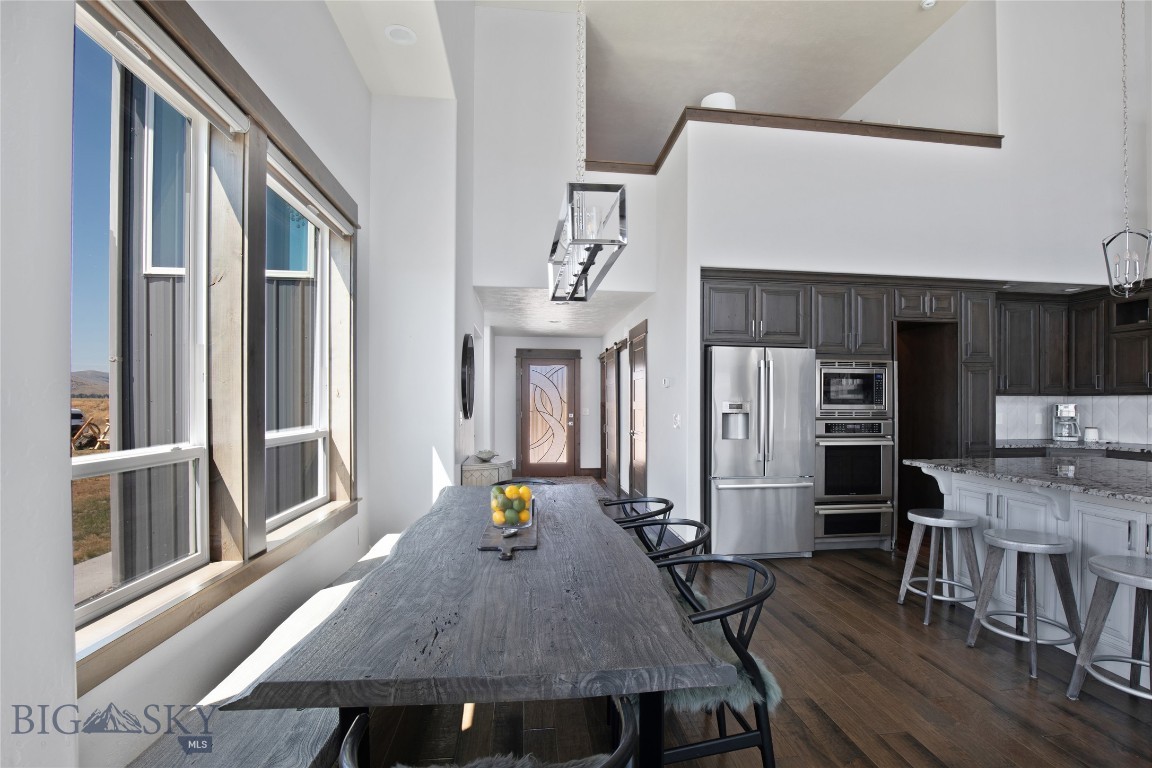 Lake View - Residential