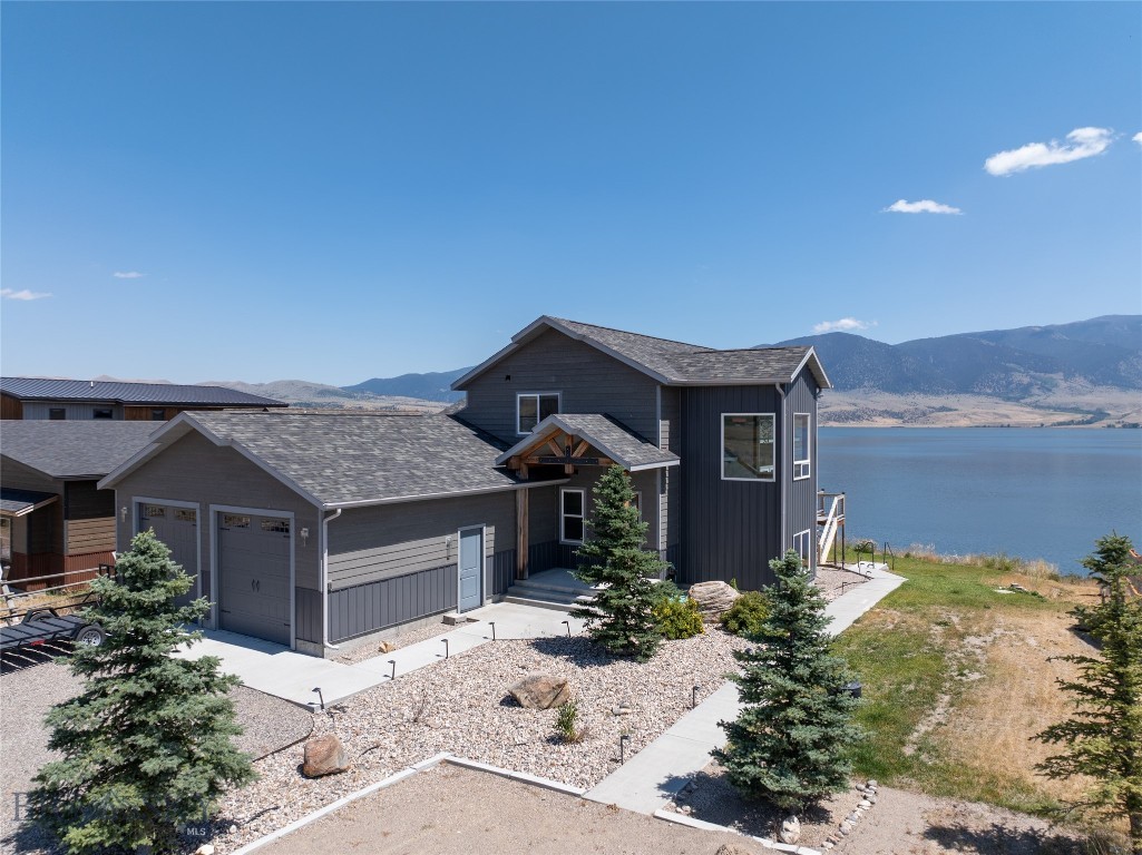 Lake View - Residential