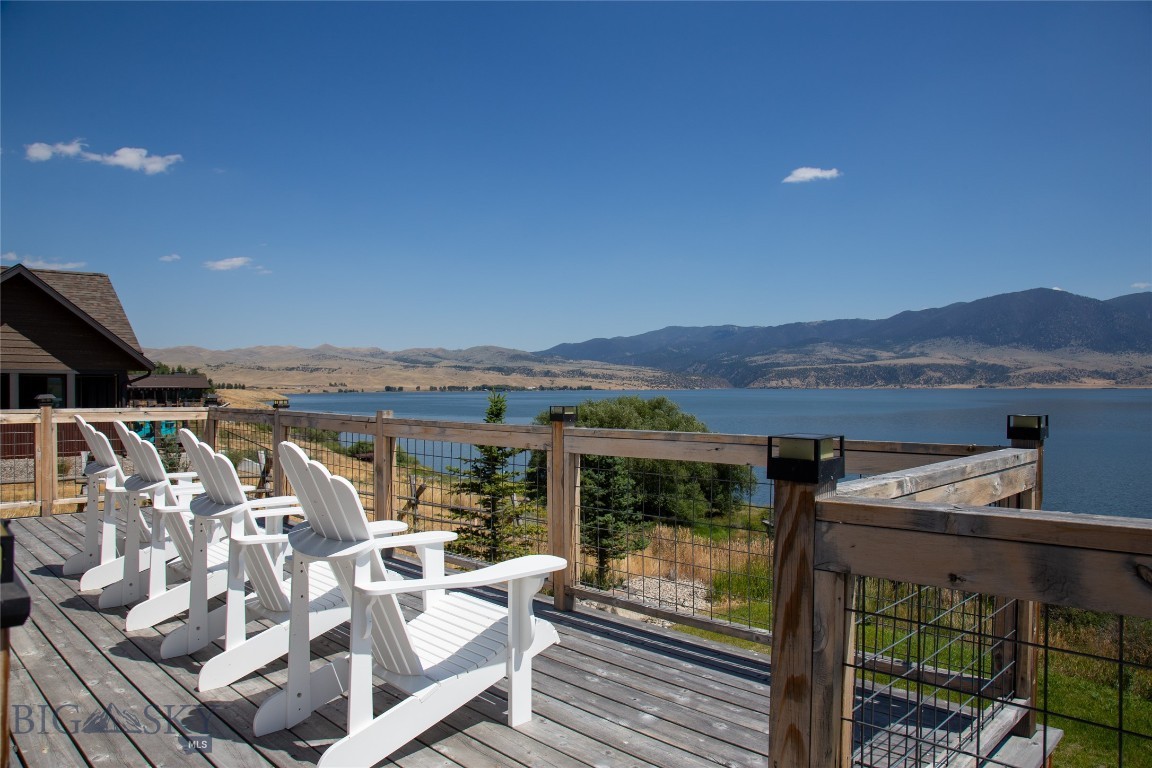 Lake View - Residential