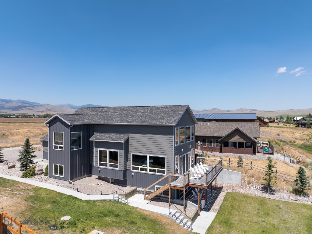 Lake View - Residential