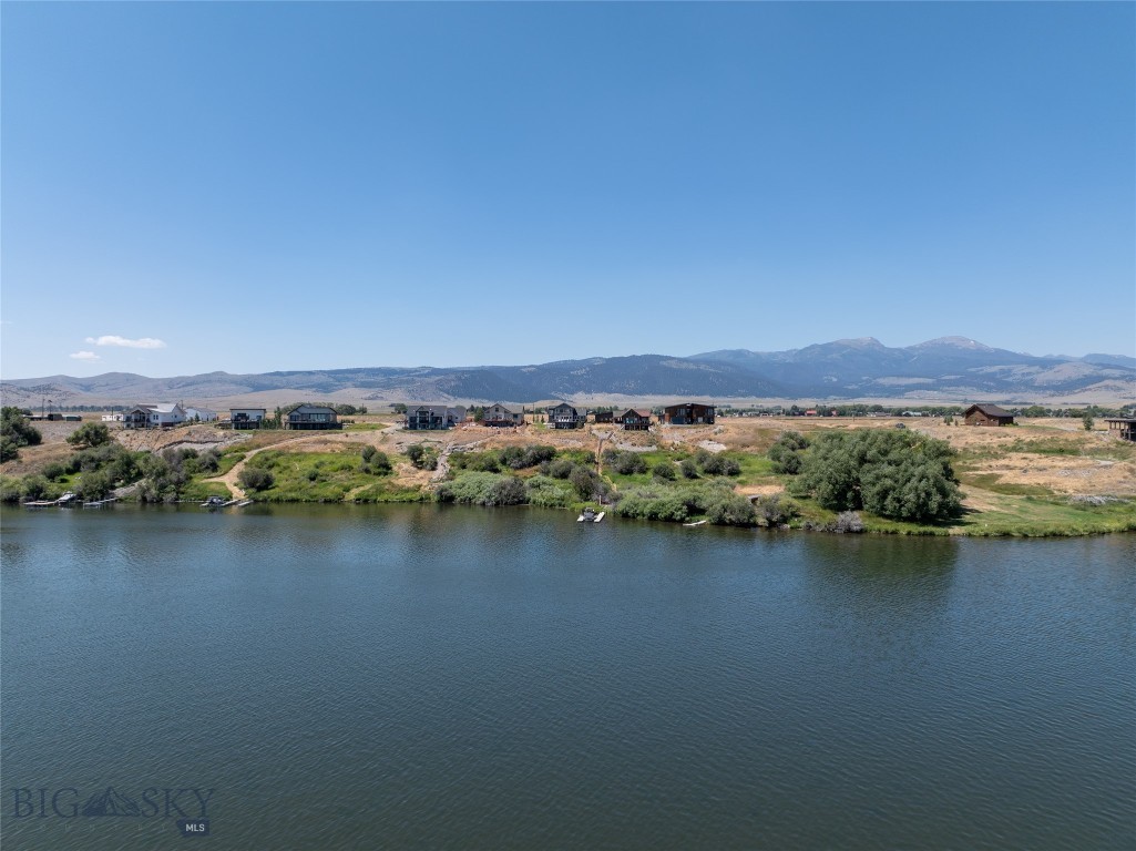 Lake View - Residential