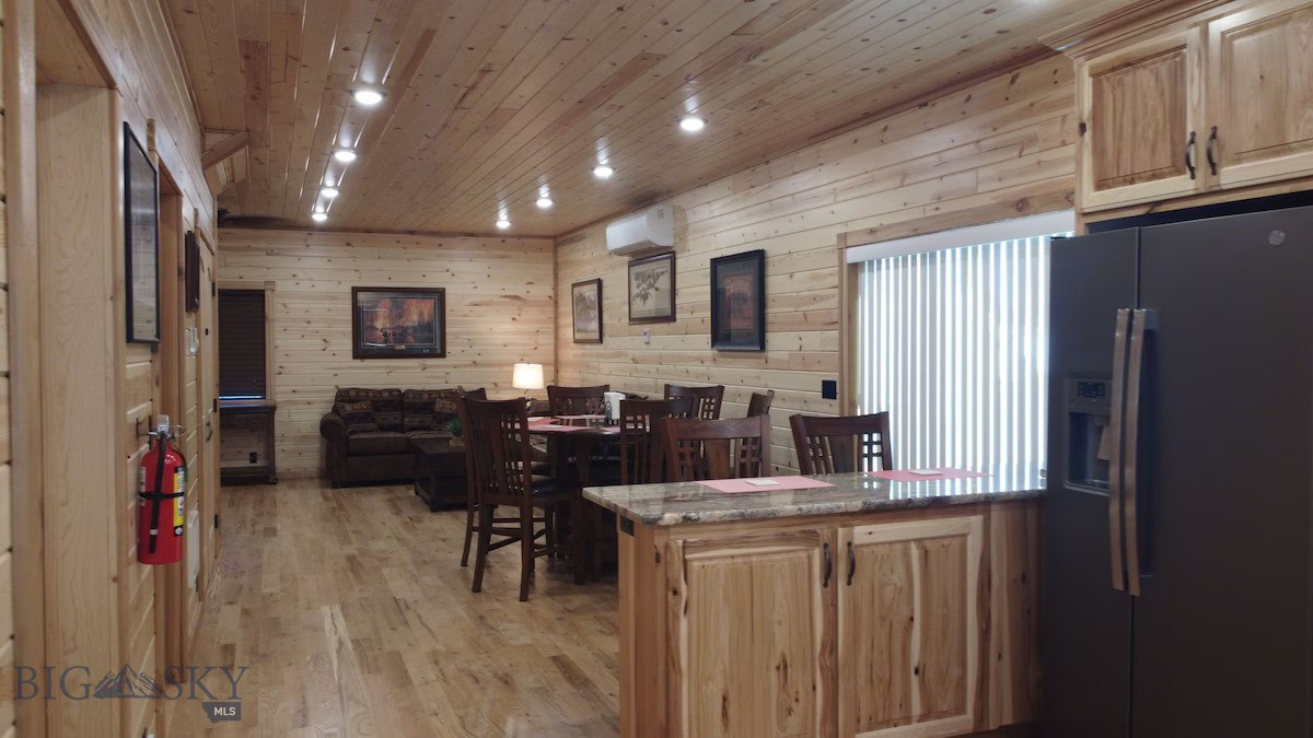 West Yellowstone Original Plat - Residential Income