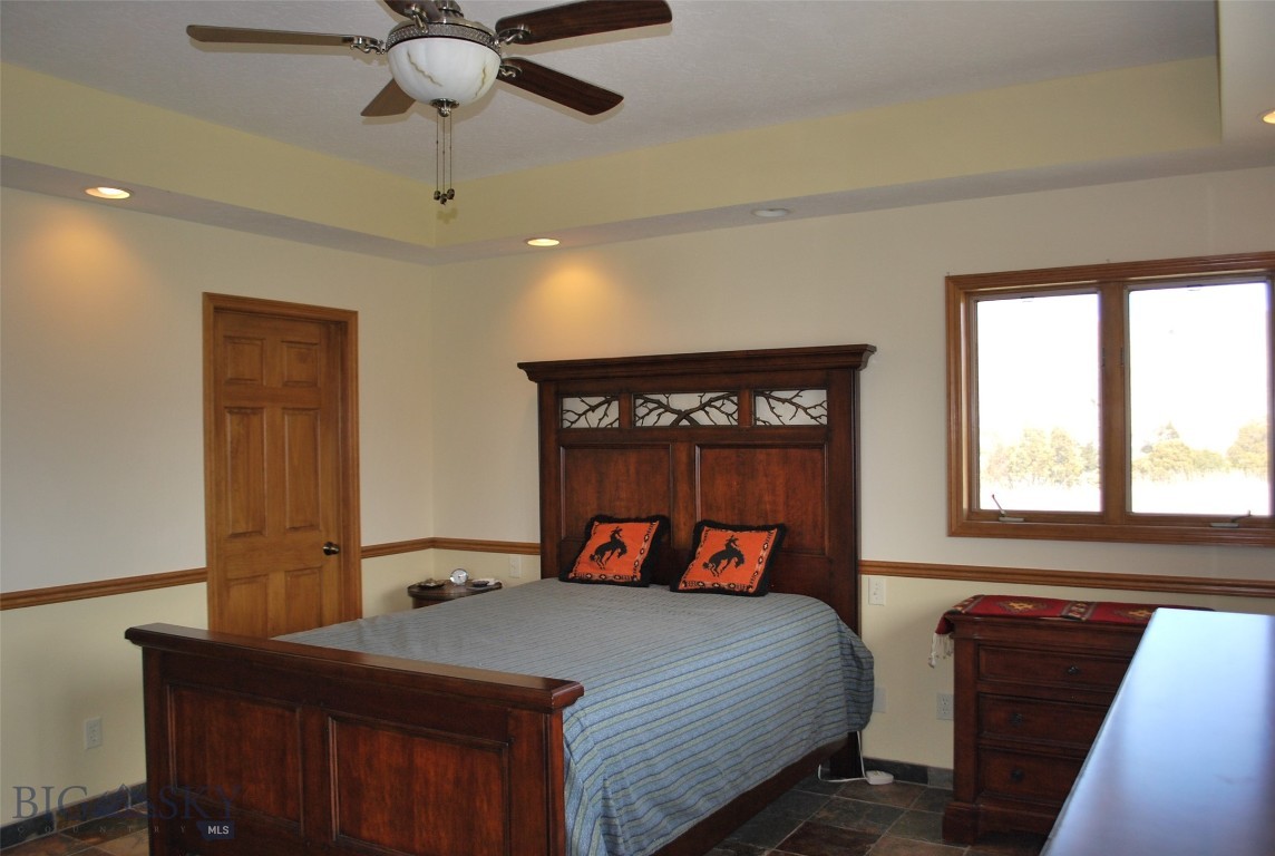 Blue Ribbon Manors - Residential