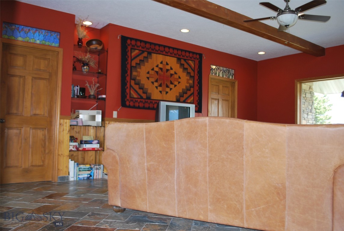 Blue Ribbon Manors - Residential