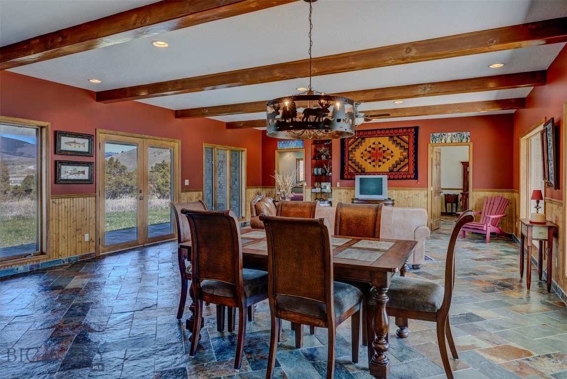 Blue Ribbon Manors - Residential