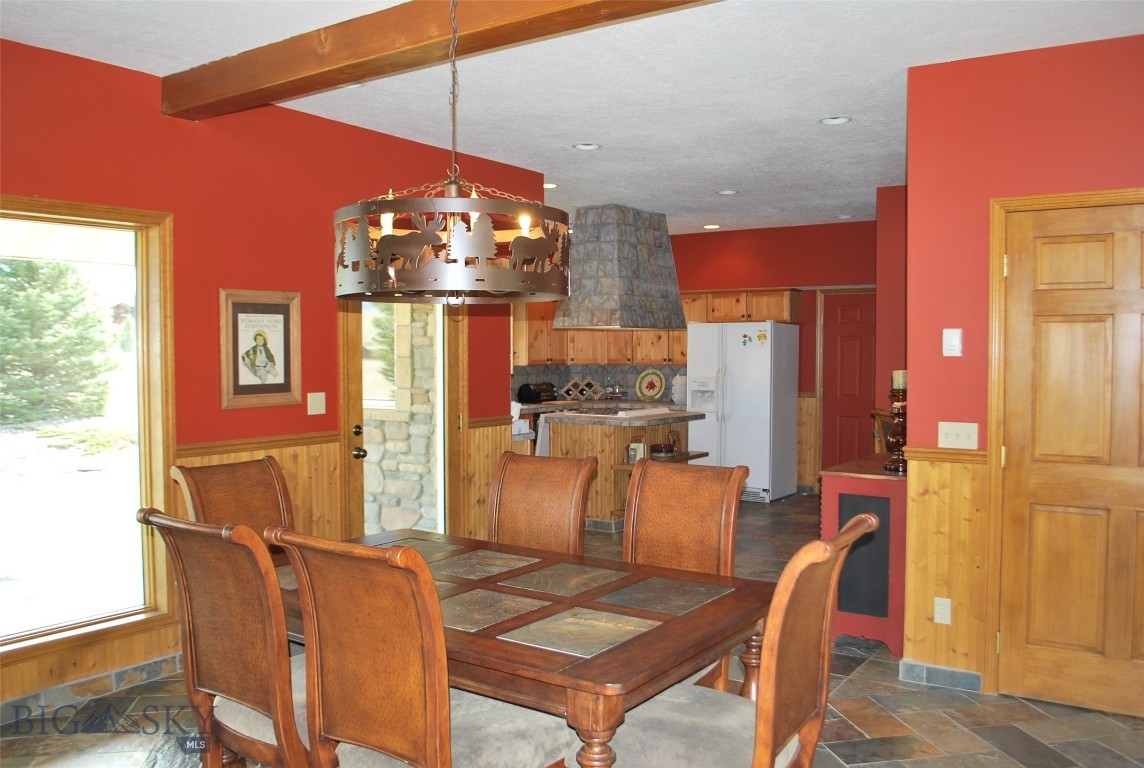 Blue Ribbon Manors - Residential