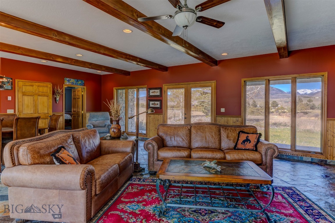 Blue Ribbon Manors - Residential