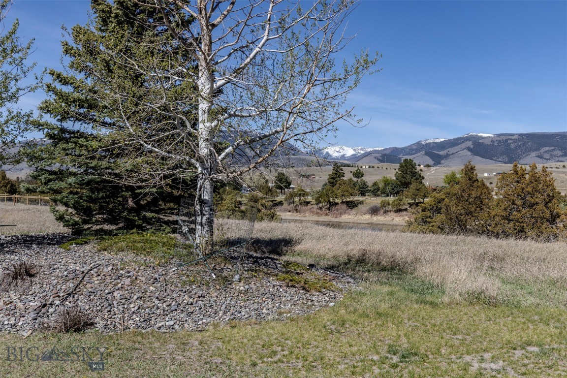 Blue Ribbon Manors - Residential