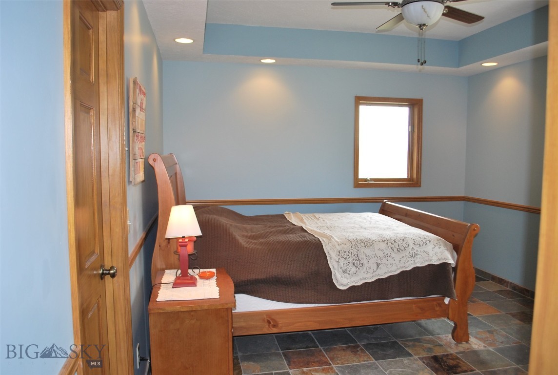 Blue Ribbon Manors - Residential