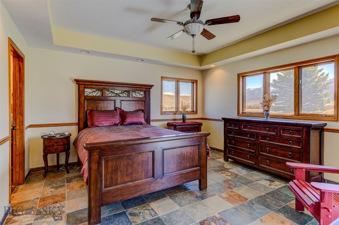 Blue Ribbon Manors - Residential