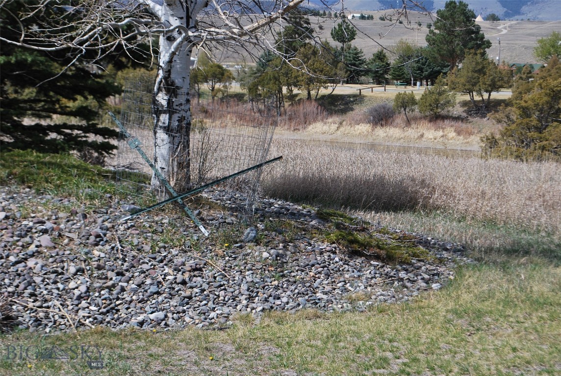 Blue Ribbon Manors - Residential