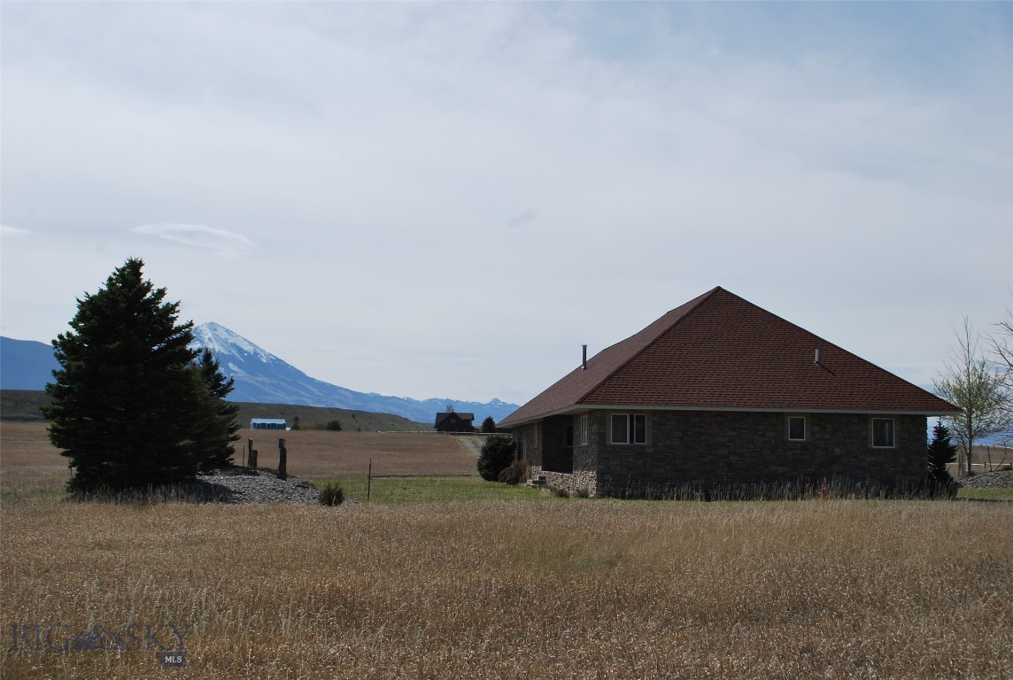 Blue Ribbon Manors - Residential