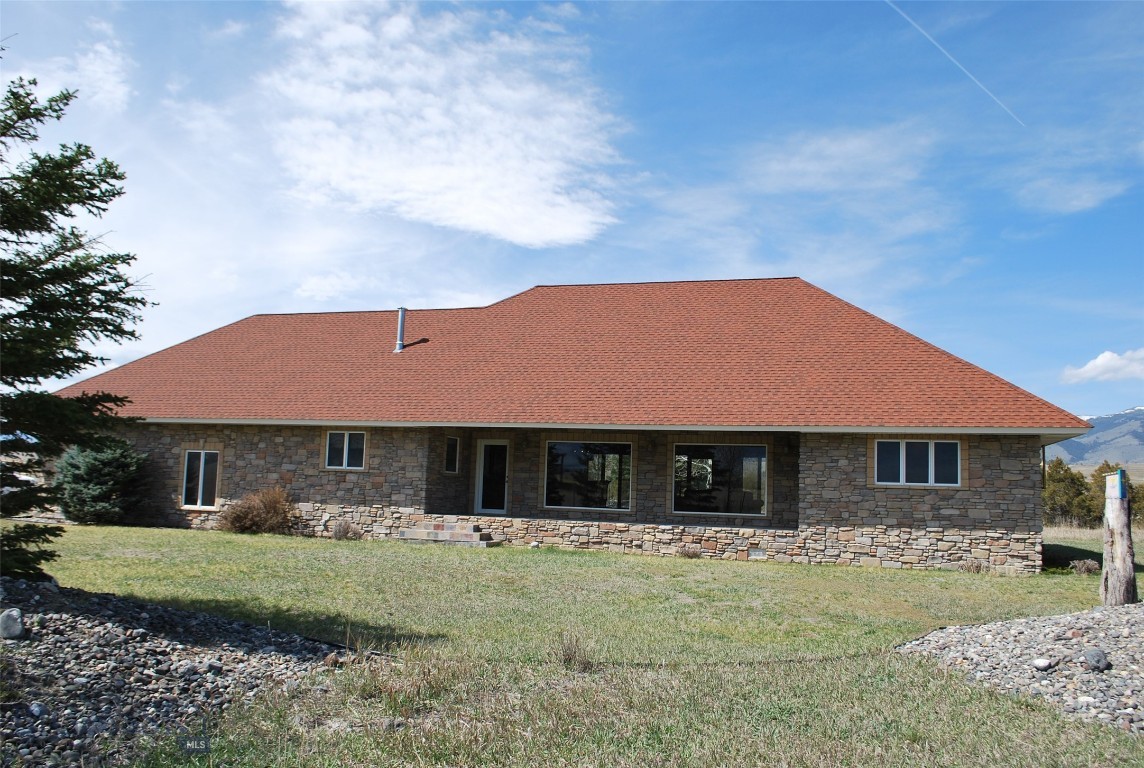 Blue Ribbon Manors - Residential