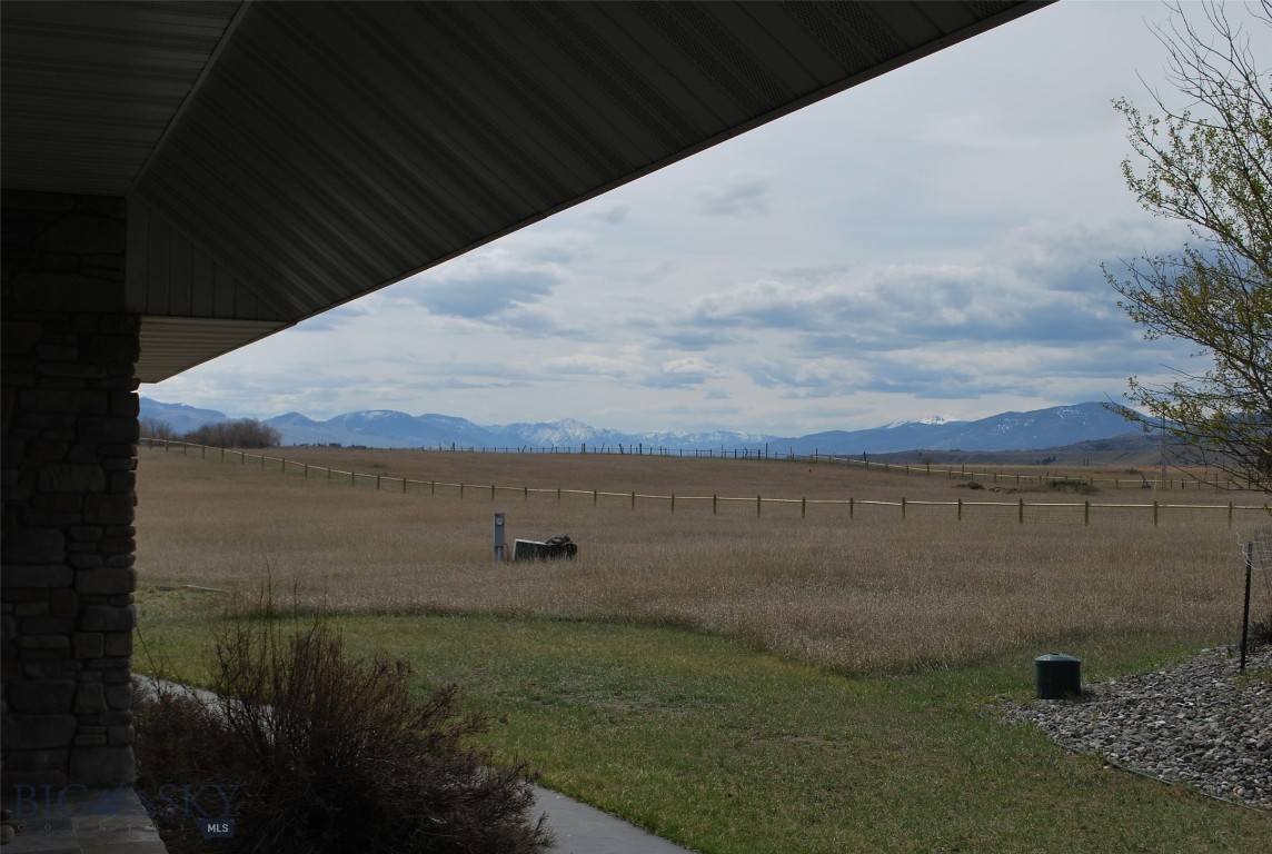 Blue Ribbon Manors - Residential