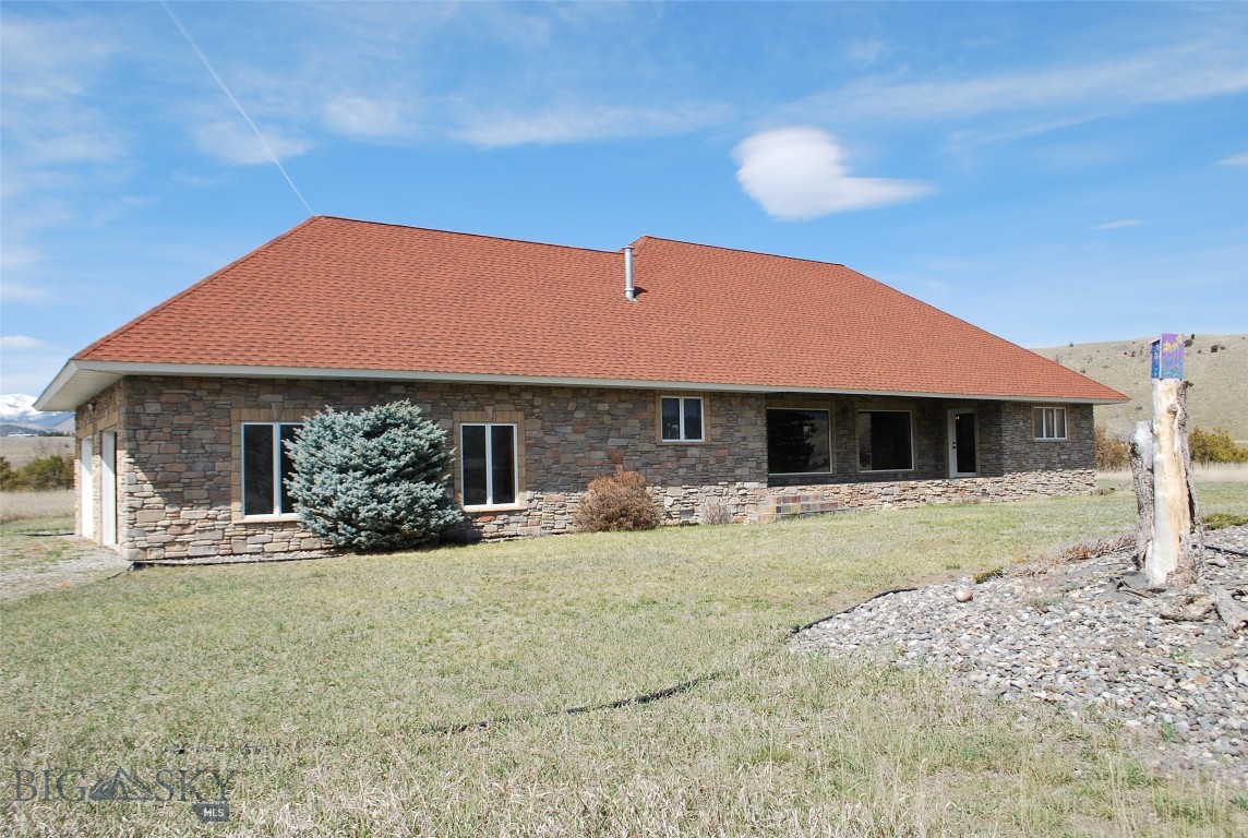 Blue Ribbon Manors - Residential