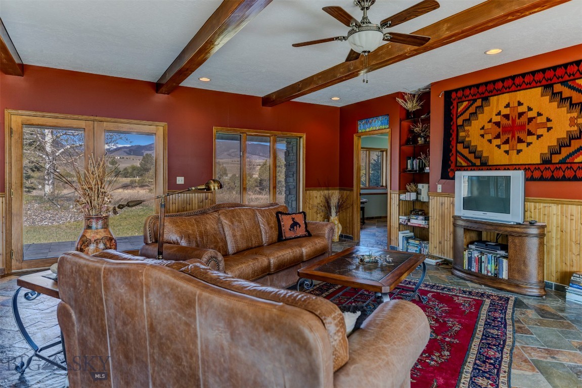 Blue Ribbon Manors - Residential