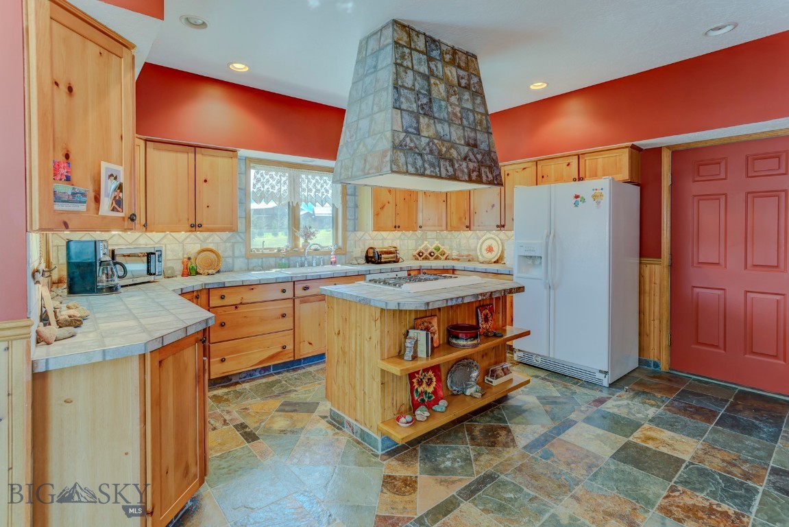 Blue Ribbon Manors - Residential