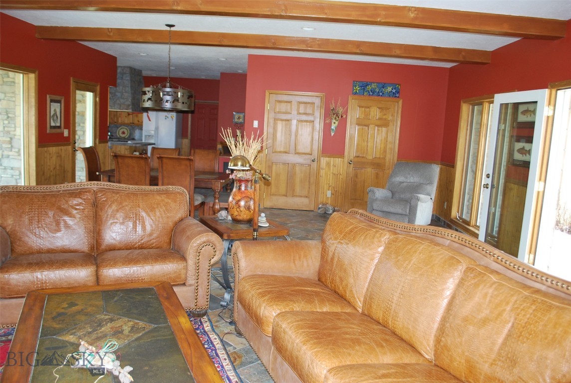 Blue Ribbon Manors - Residential