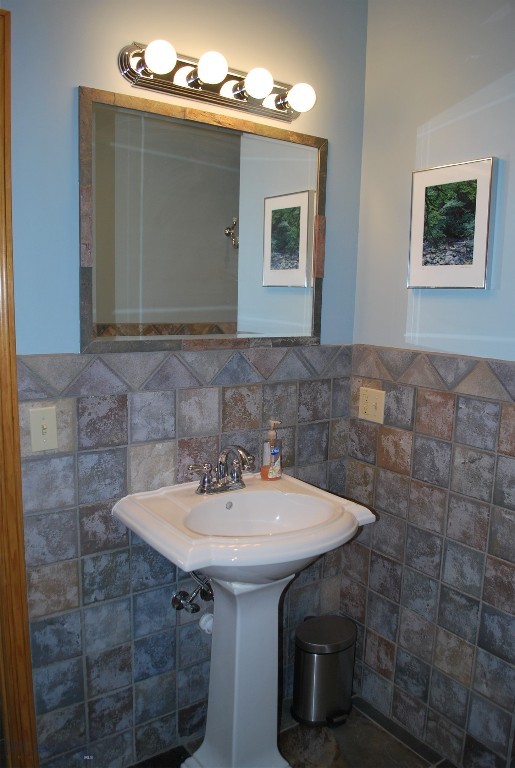 Blue Ribbon Manors - Residential