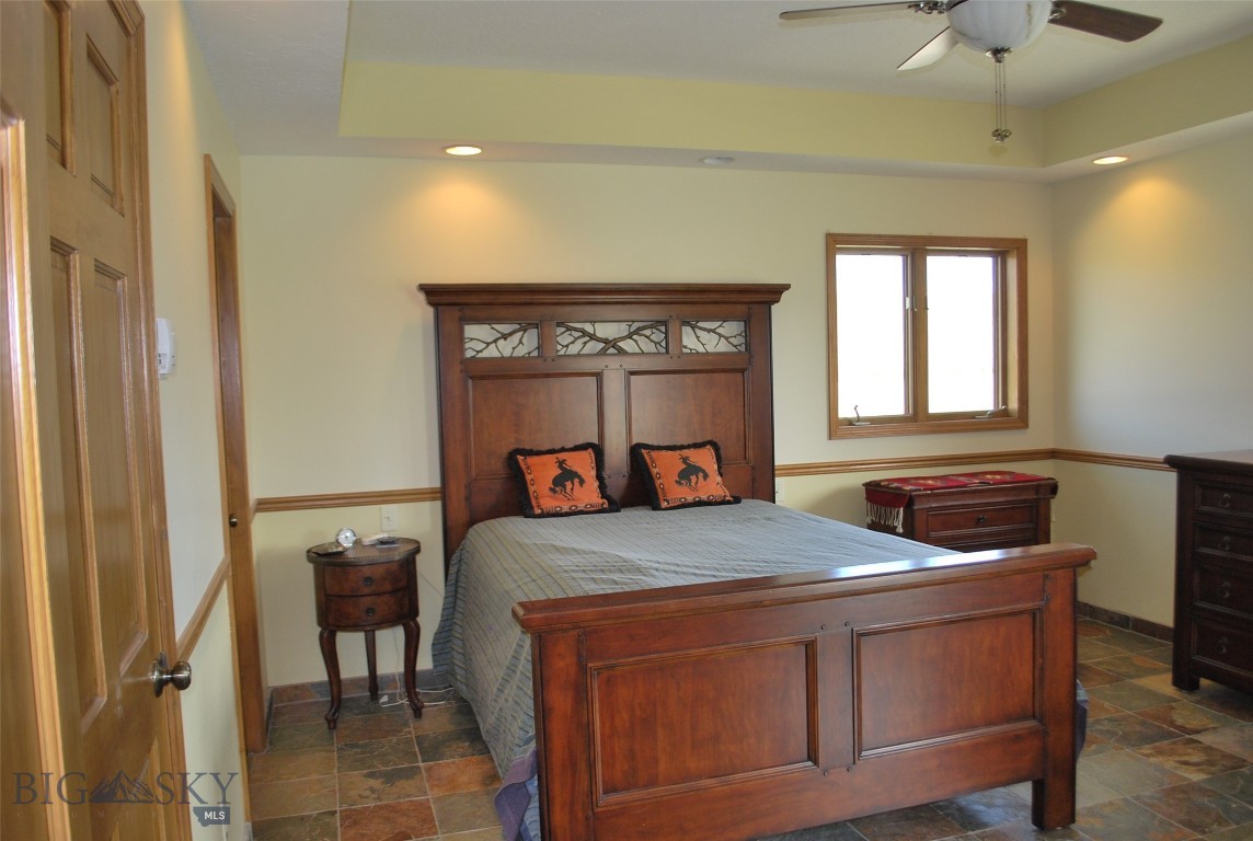 Blue Ribbon Manors - Residential