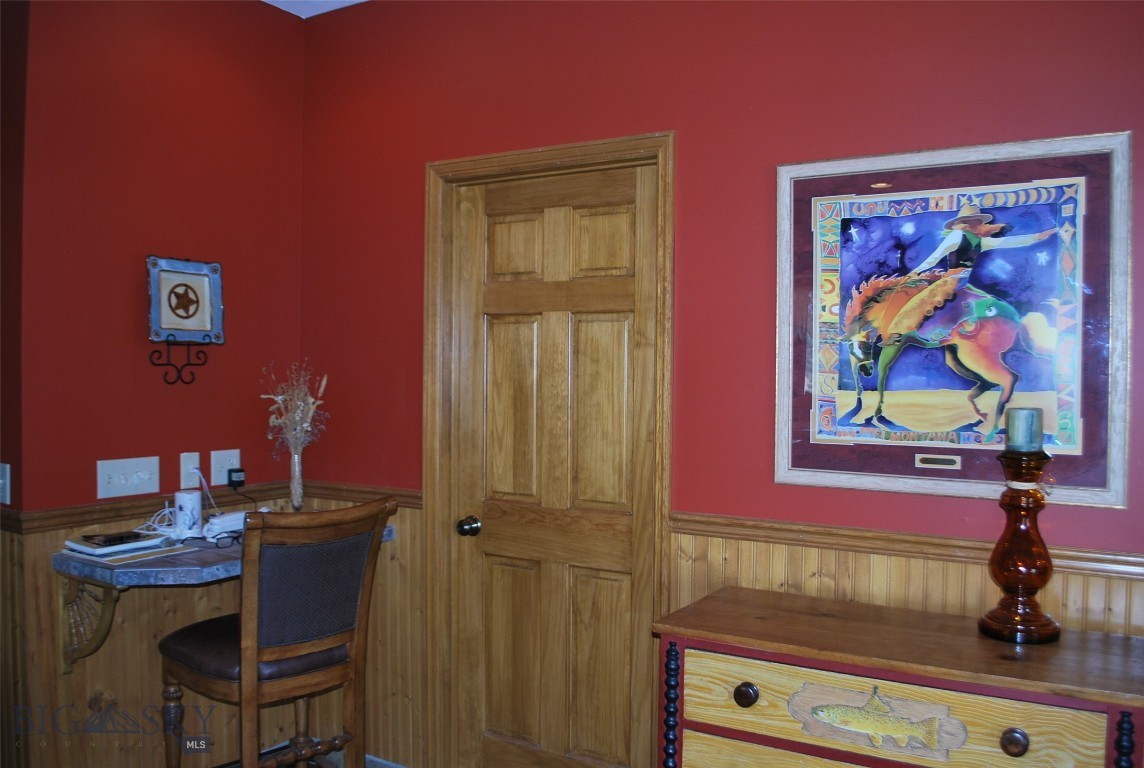 Blue Ribbon Manors - Residential