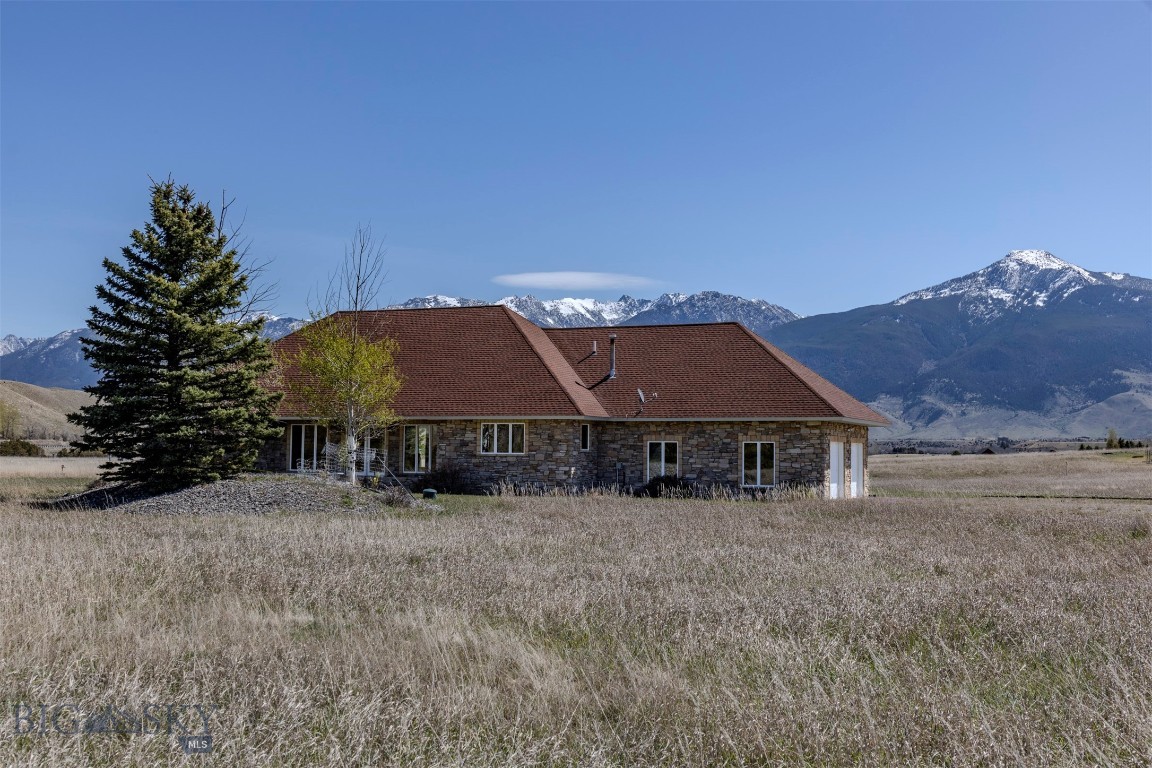 Blue Ribbon Manors - Residential