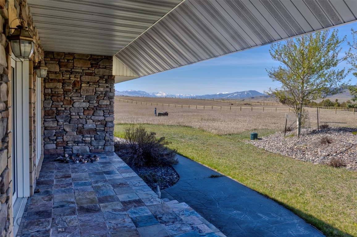 Blue Ribbon Manors - Residential