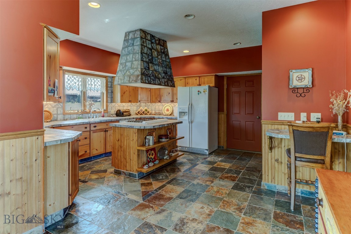 Blue Ribbon Manors - Residential