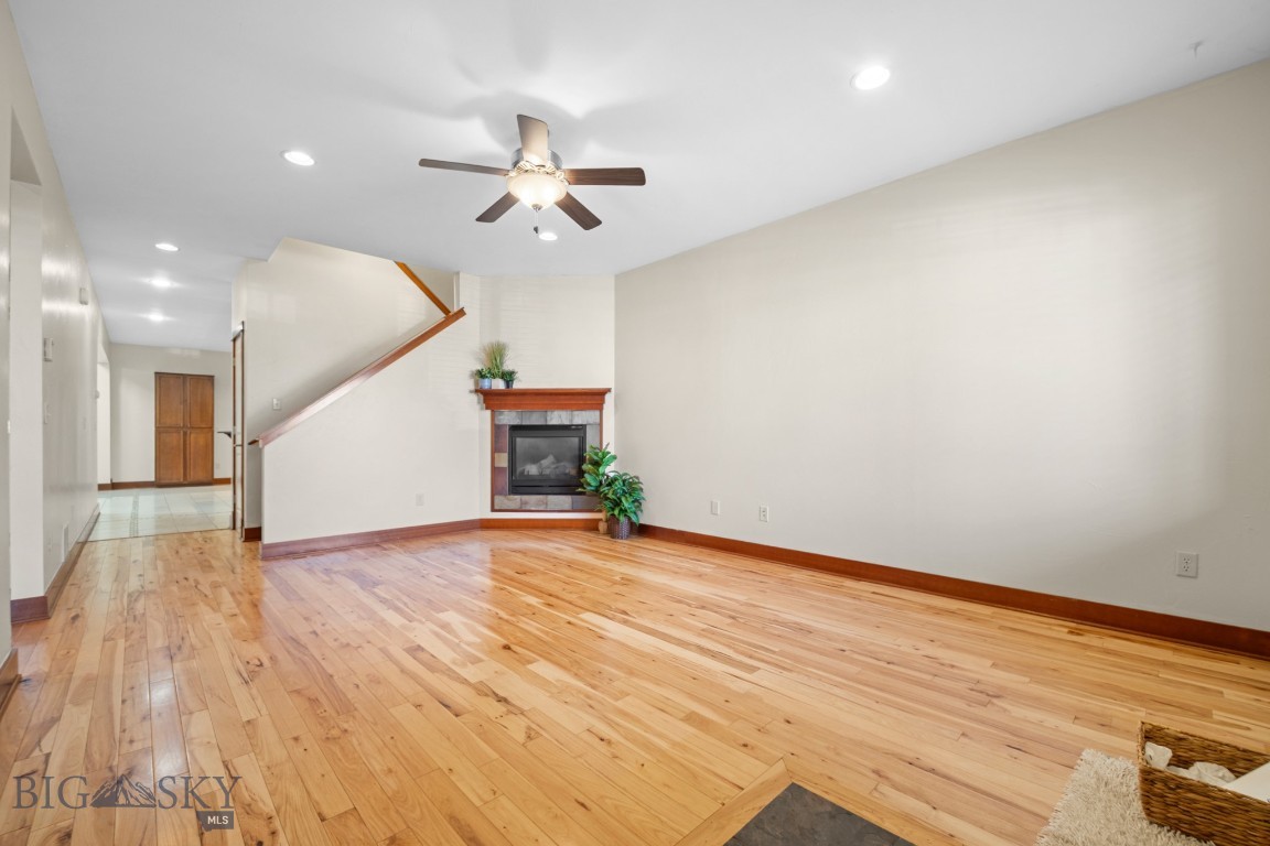 1168 Saxon Way A