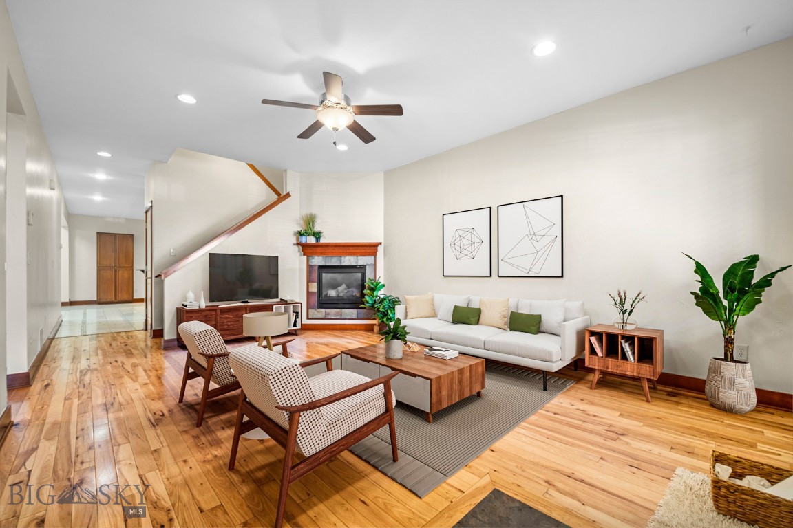 1168 Saxon Way A