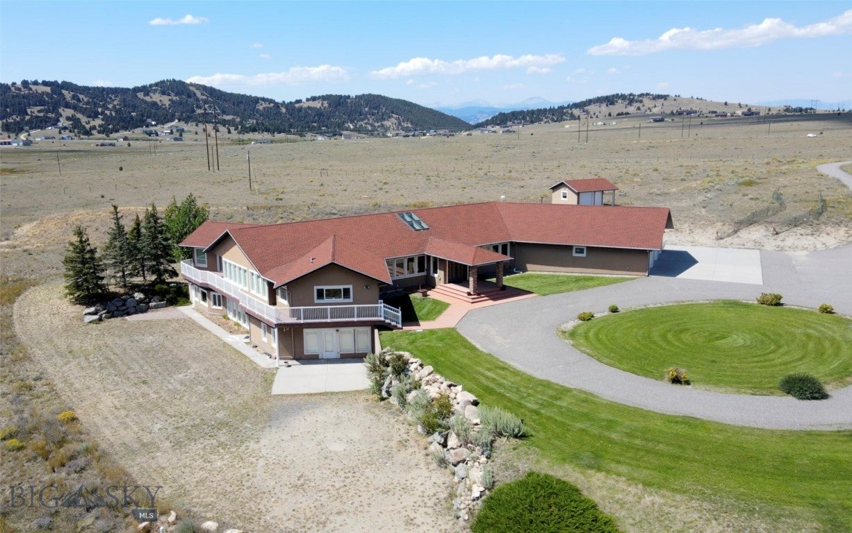 1424 Beef Trail Road