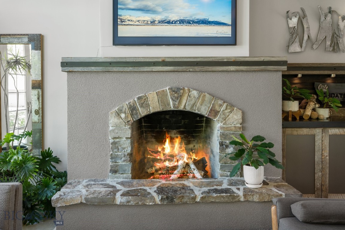 Bozeman, Montana 59715, United States, 6 Bedrooms Bedrooms, ,3 BathroomsBathrooms,Residential,Contingent,39767