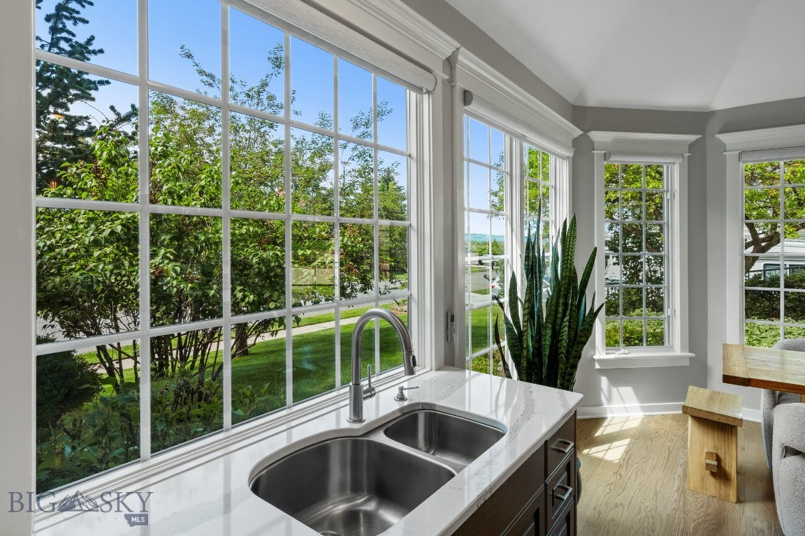 Bozeman, Montana 59715, United States, 6 Bedrooms Bedrooms, ,3 BathroomsBathrooms,Residential,Contingent,39767