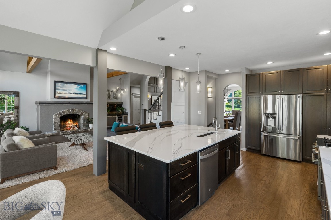 Bozeman, Montana 59715, United States, 6 Bedrooms Bedrooms, ,3 BathroomsBathrooms,Residential,Contingent,39767