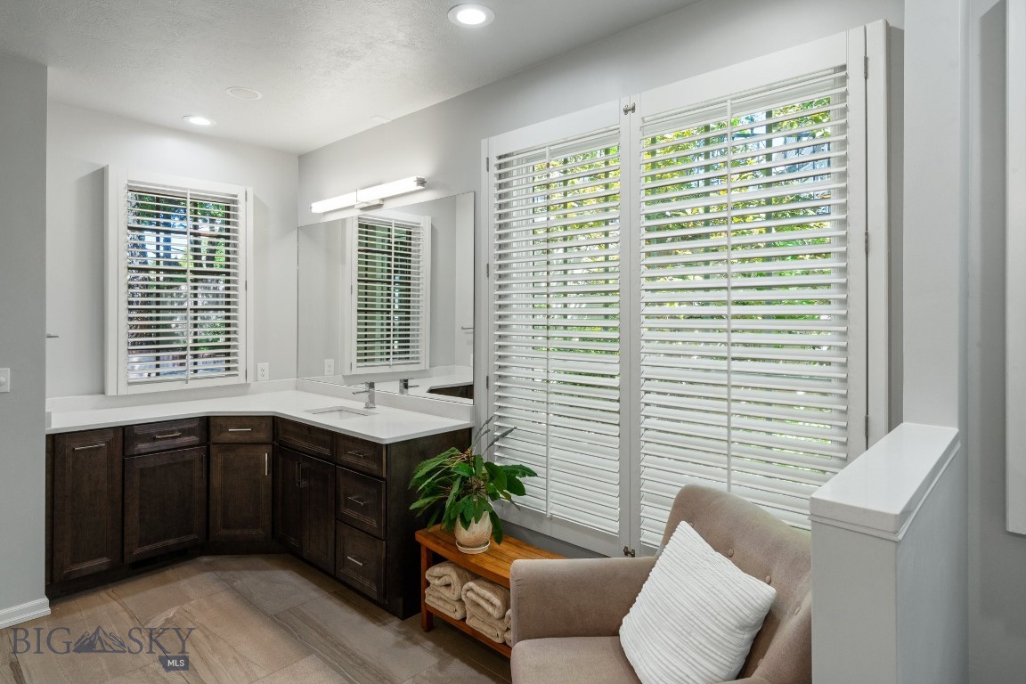 Bozeman, Montana 59715, United States, 6 Bedrooms Bedrooms, ,3 BathroomsBathrooms,Residential,Contingent,39767