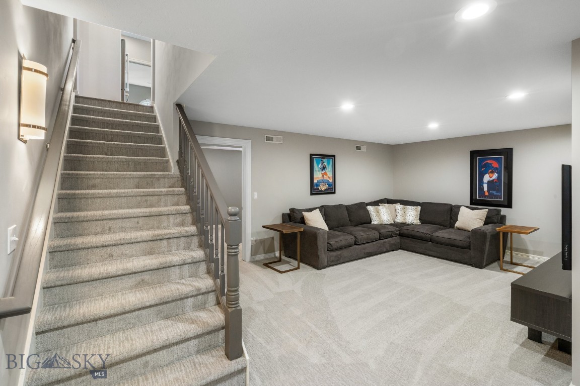 Bozeman, Montana 59715, United States, 6 Bedrooms Bedrooms, ,3 BathroomsBathrooms,Residential,Contingent,39767