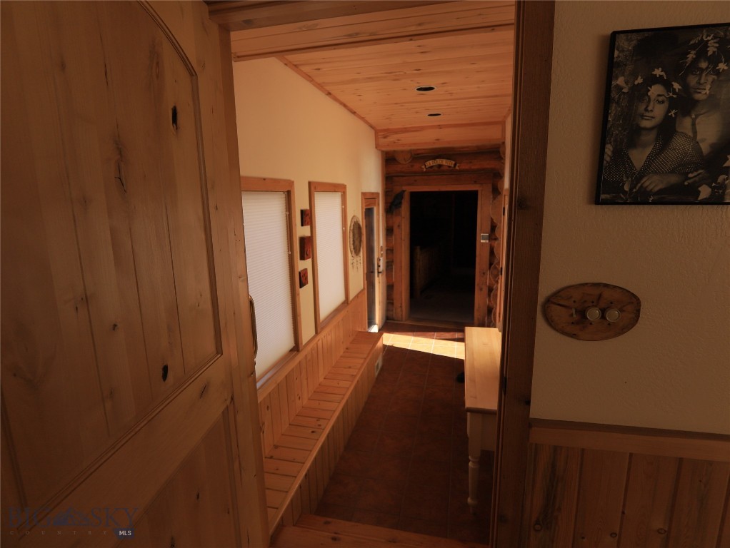 Yellowstone Holiday - Residential